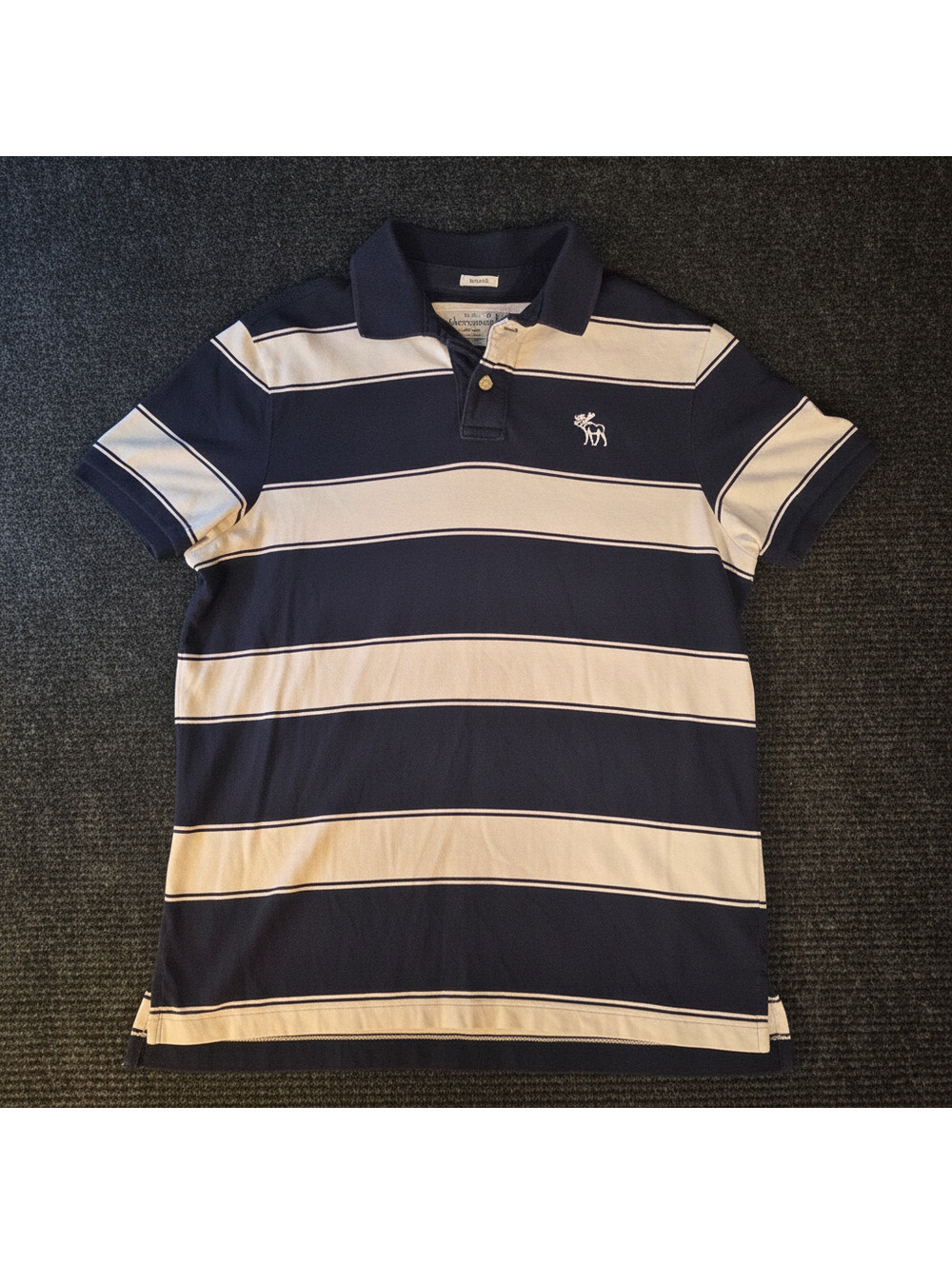 Abercrombie & Fitch Men's XXL Muscle Fit Navy and White Striped Polo Shirt